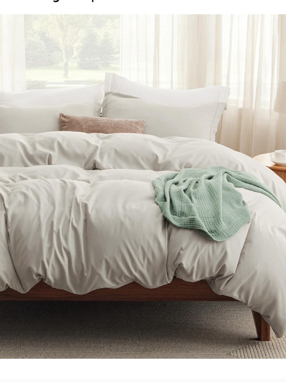 Luxurious Soft White Queen Duvet Cover Set With A Fitted Sheet